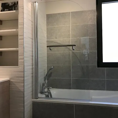 Apartman L Eden *